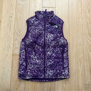 North face girls puffer vest M 10/12 purple puff vest snow vest cold weather